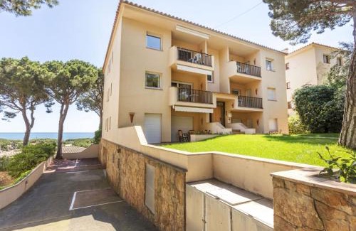 Pals Apartment | Apartment Melis II M2 by Interhome