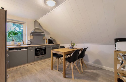 Bredstedt Apartment | Apartment 'Micha's Ferienwohnung' with Private Terrace, Private Garden and Wi-Fi