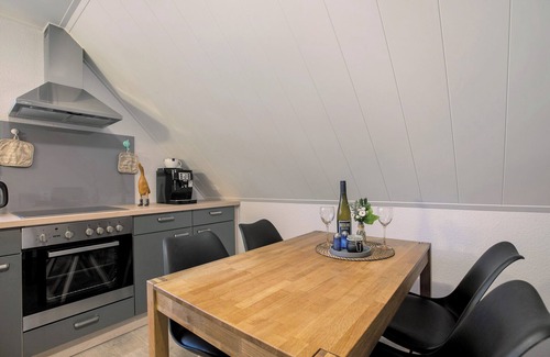 Bredstedt Apartment | Apartment 'Micha's Ferienwohnung' with Private Terrace, Private Garden and Wi-Fi