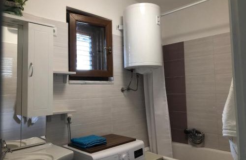 Ribarica Apartment | Apartment Milka by the Sea