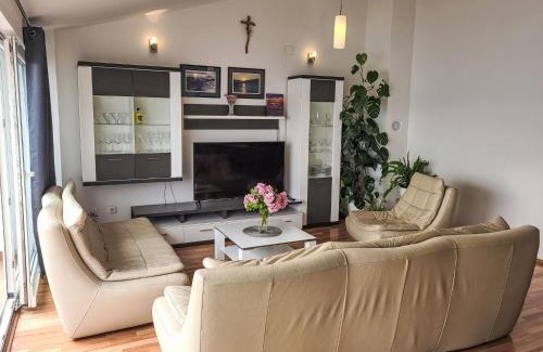 Maslenica Apartment | Apartment Mirjana by Interhome