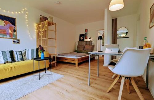 Ahlem-Badenstedt-Davenstedt Apartment | Apartment mit Balkon in Hannover-Ahlem