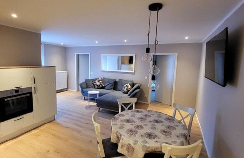 Zeltingen-Rachtig Apartment | Apartment mit 2 Schlafzimmern - Haus Valentonio
