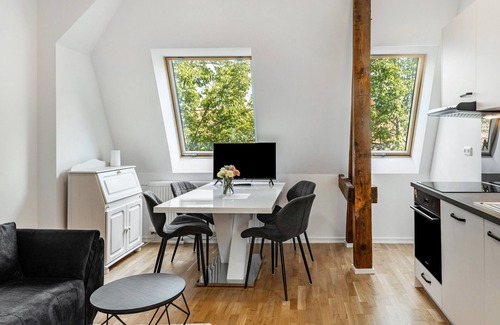 Wittenberge Apartment | Apartment 'Modernes Loft An Der Elbe' with Balcony, Wi-Fi and Air Conditioning