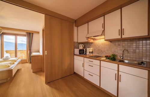 Salonetto Apartment | Apartment "Mölten" with Mountain View, Wi-Fi, Balcony & Garden
