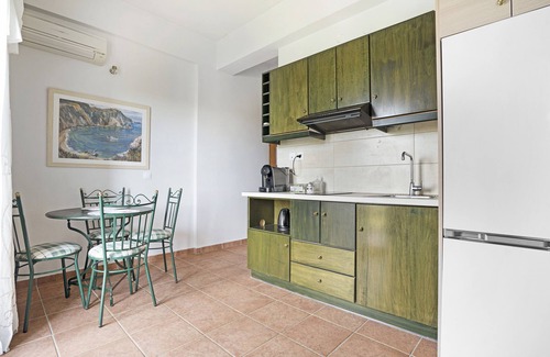 Kalata Apartment | Apartment 'Monte Verde 103' with Sea View, Wi-Fi and Air Conditioning