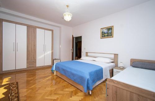 Brodarica Apartment | Apartment Monika