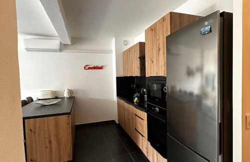 Peyrestortes Apartment | Apartment near the city center and close to the sea