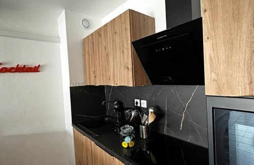 Peyrestortes Apartment | Apartment near the city center and close to the sea