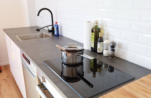 Rhein-Erft-Kreis District Apartment | Apartment "New York" 91m² |Cologne|Messe|Phantasialand|Bonn