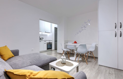 Cervar Porat Apartment | Apartment Nikola by Interhome