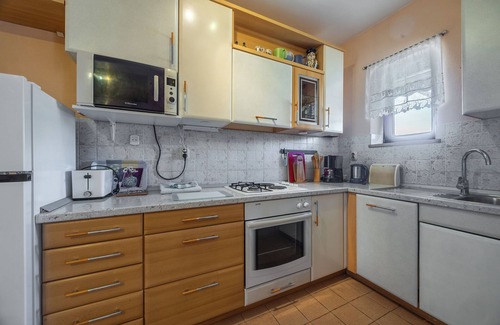 Mirce Apartment | Apartment Nikica (116841-A1) - Mirca - island Brac
