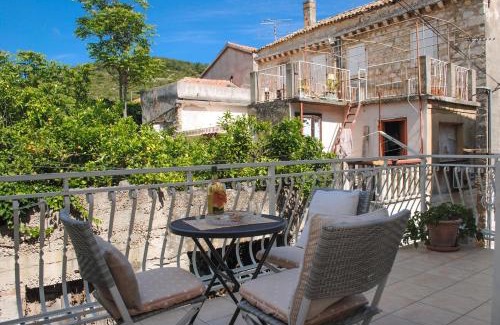 Cove Rogacic Apartment | Apartment Nives