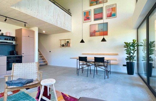 Sigmarszell Apartment | Apartment 'Noir' with Mountain View, Balcony and Wi-Fi