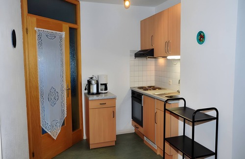 Simonswald Apartment | Apartment 'Nr 1 - Ferienwohnung' with Shared Terrace, Shared Garden and Wi-Fi