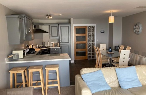 Portstewart Apartment | Apartment-Ocean views available for Summer Let Jul-Aug 2025. GOLF OPEN 13-20 Jul
