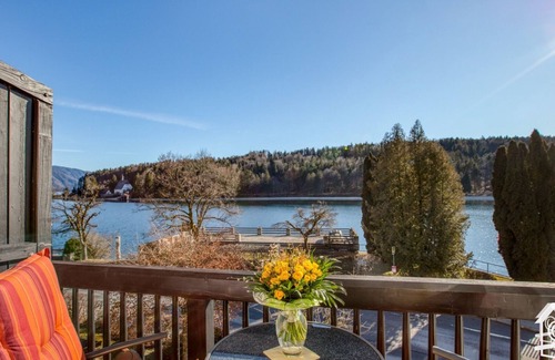 Kochel am See Apartment | Apartment on Lake Walchensee, WiFi, with its own lake property + car parking space