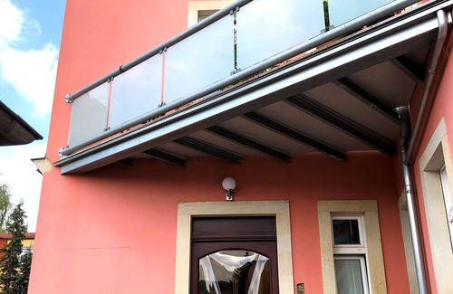 Laubegast Apartment | Apartment on the Elbe Ferry - Apartment for 2 - 3 People