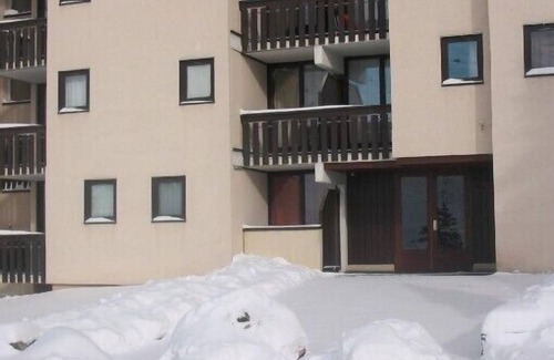 Les Bruyeres Apartment | Apartment on the slopes of the station menuires near all amenities