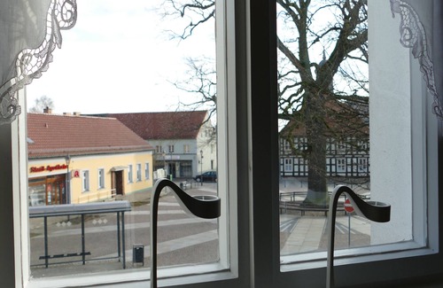 Biesenthal Apartment | Apartment on the market square