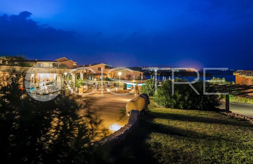 Golfo di Marinella Apartment | Apartment on the sea, with swimming pool and sea view wi fi