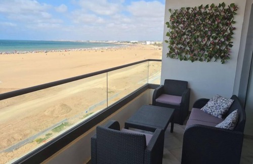 Mohammedia Apartment | Apartment on the seafront, with play area and sports facilities nearby
