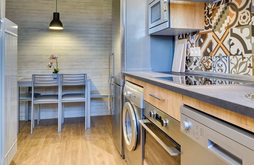 Barrio de Jesus Apartment | Apartment only 5 minutes from Basilica del Pilar with option of garage.