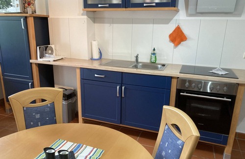 Overath Apartment | Apartment 'Oreste' with Private Terrace, Private Garden and Wi-Fi