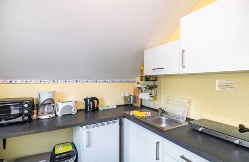 Wilhelmsdorf Apartment | Apartment 'Ottow' with Balcony and Wi-Fi
