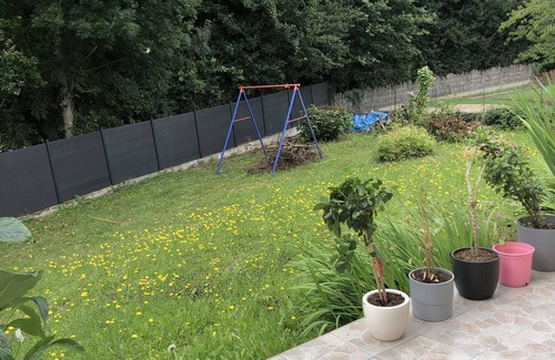 La Roche-sur-Yon Apartment | Apartment overlooking garden with terrace