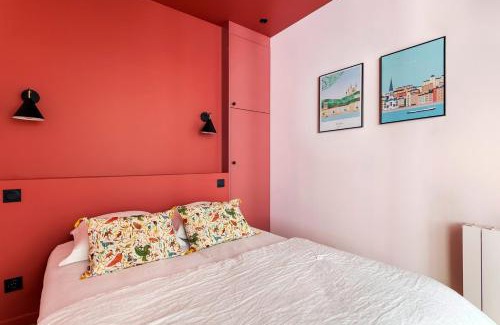 Old Lyon Apartment | Apartment overlooking Fourvière balcony