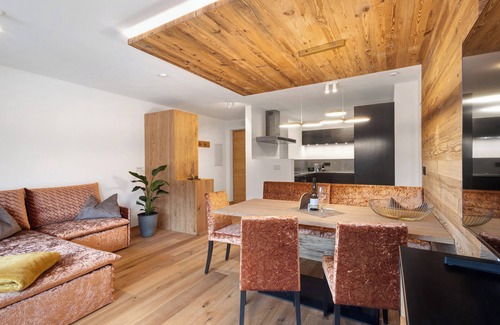 Muhlbach Apartment | Apartment 'Paradeis Apartments A19' with Mountain View, Private Terrace and Wi-Fi