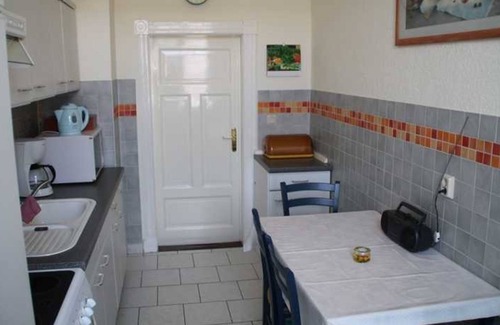 Burg Stargard Cottage | Apartment - Pension Villa Martha