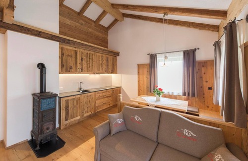 Sorafurcia Apartment | Apartment Piz da Peres - Piz da Peres with Mountain View, Pool, Sauna, Wi-Fi & Garden