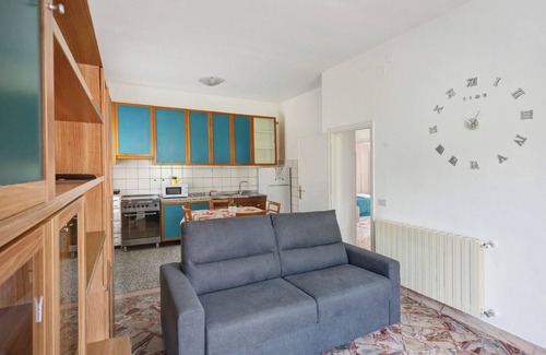 Bomerano Apartment | Apartment 'Positano Vista Monti' with Shared Garden, Balcony and Wi-Fi