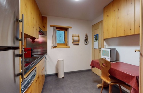 Samedan Apartment | Apartment Pradè - 4.5-Room Apartment with Terrace