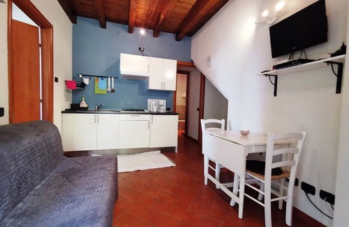 Salo Apartment | Apartment 'Residence Le Parti' with Mountain View, Shared Pool and Wi-Fi