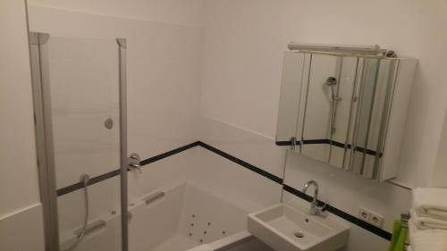Wicker Apartment | Apartment Rhein Main