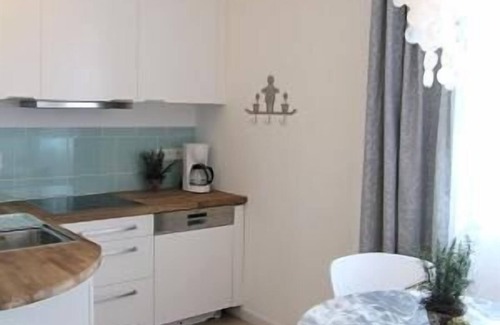Petershausen-West Apartment | Apartment right on the Seerhein Holidays right on the water