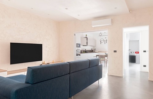 Livorno Apartment | Apartment 'Riva 26 - Vista Mare E Design' with Sea View, Balcony and Wi-Fi