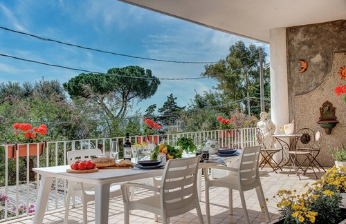 Marina del Cantone Apartment | Apartment 'Rooftopnerano - Amazing Sea View' with Sea View, Wi-Fi and Air Conditioning