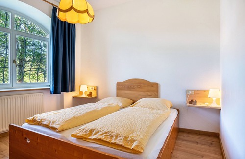 Anterivo Apartment | Apartment 'Roessl 100' with Mountain View, Shared Garden, Wellness Centre and Wi-Fi