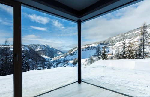 Selva di Val Gardena Apartment | Apartment "Ronch" with Mountain View, Garden, Terrace & Wi-Fi