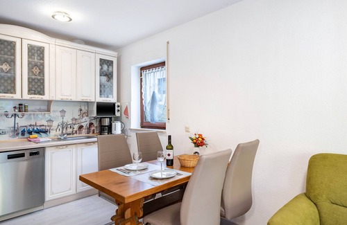 Bad Herrenalb Apartment | Apartment 'Rosa 2' with Balcony and Wi-Fi