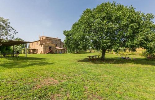 Sorano Apartment | Apartment Rosmarino by Interhome