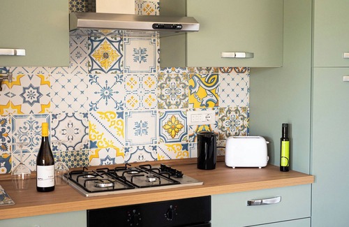 Montecorice Apartment | Apartment 'Rosmarino' with Sea View, Wi-Fi and Air Conditioning
