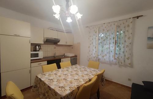 Municipality of Trogir Apartment | Apartment Ružica
