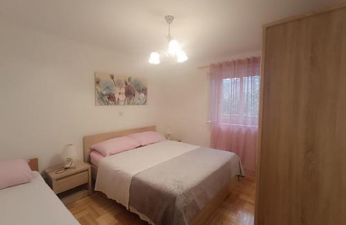 Municipality of Trogir Apartment | Apartment Ružica