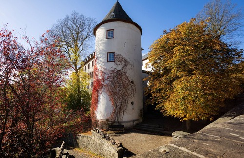 Kickenbach Apartment | Apartment 'Rumphorst' with Shared Terrace, Private Garden and Wi-Fi