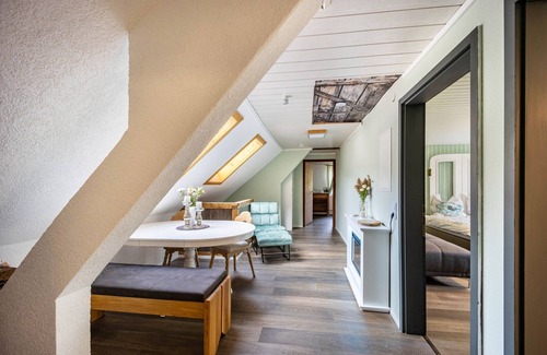 Winterstetten Apartment | Apartment 'Salty Sol' with Shared Terrace and Wi-Fi